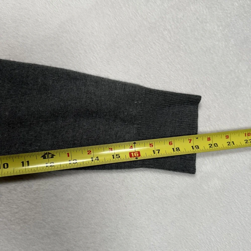 Banana Republic Sweater Mens XL Gray Merino‎ Wool Blend Crewneck Shoulder Patch
